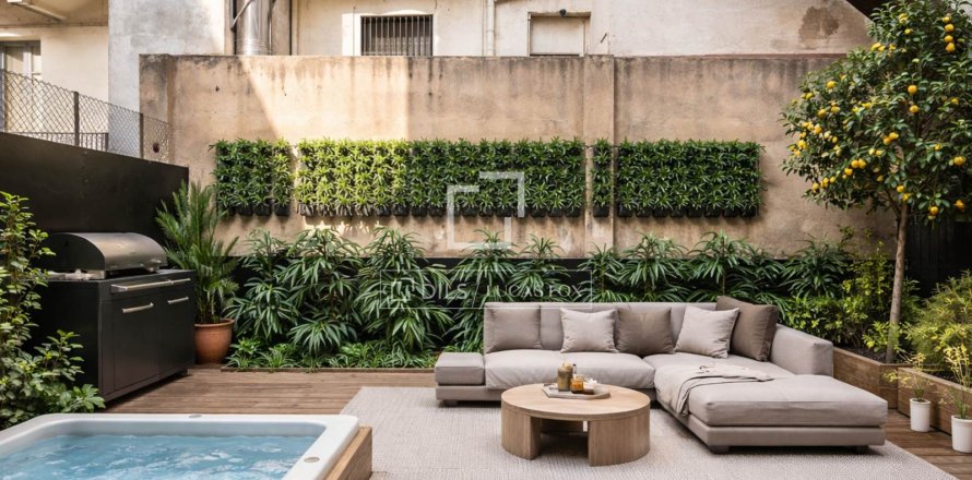 3 bedrooms apartment for sale in Barcelona, Catalonia, Spain № 6367