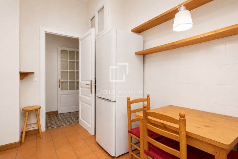 Apartamento de 3 dormitorios en venta en Barcelona, Cataluña, Spain № 7256 - foto 13