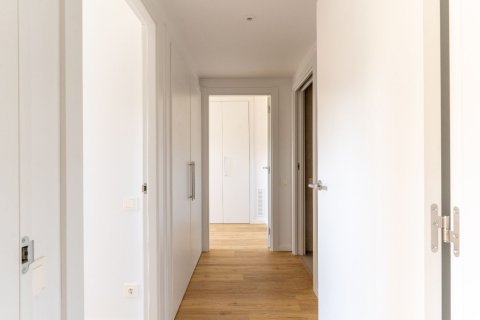 Купить квартиру в Каталония, Испания с 4 комнаты, 110м², № 6310 - фото 22