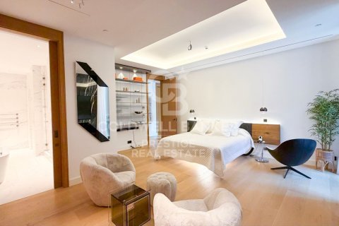 2 bedrooms apartment for sale in Barcelona, Catalonia, Spain № 7935 - photo 13