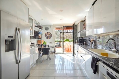 Сasa de 5 dormitorios en venta en Barcelona, Cataluña, Spain № 7934 - foto 19
