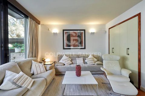 Сasa de 5 dormitorios en venta en Barcelona, Cataluña, Spain № 7934 - foto 7