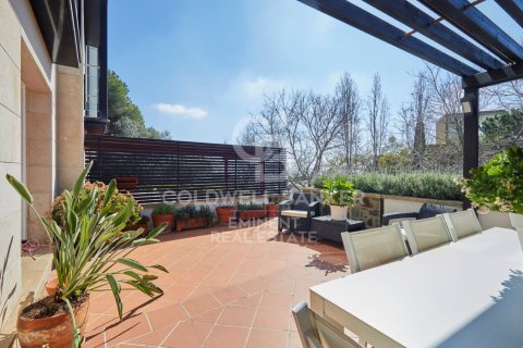 Сasa de 5 dormitorios en venta en Barcelona, Cataluña, Spain № 7934 - foto 14