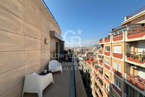 3 bedrooms penthouse for sale in Barcelona, Catalonia, Spain № 7930