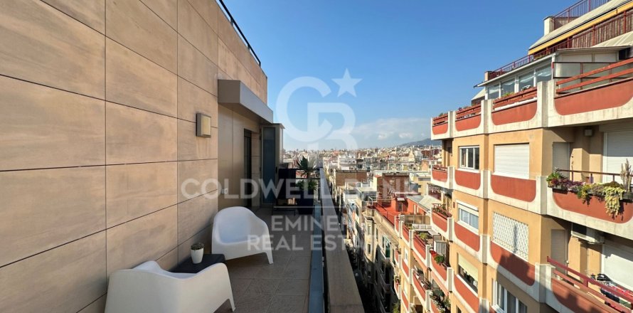 3 bedrooms penthouse for sale in Barcelona, Catalonia, Spain № 7930