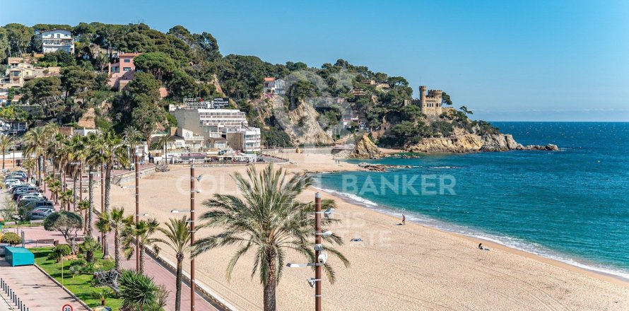 5 bedrooms apartment for sale in Lloret de Mar, Girona, Catalonia, Spain № 7932