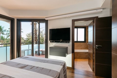 Купить дом в Ситжес, Испания с 6 комнат, 309м², № 7637 - фото 10