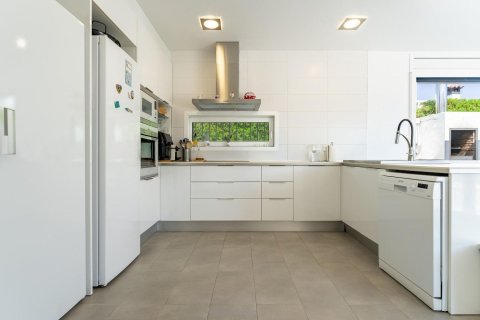 Купить дом в Каталония, Испания с 4 комнаты, 161м², № 7635 - фото 10