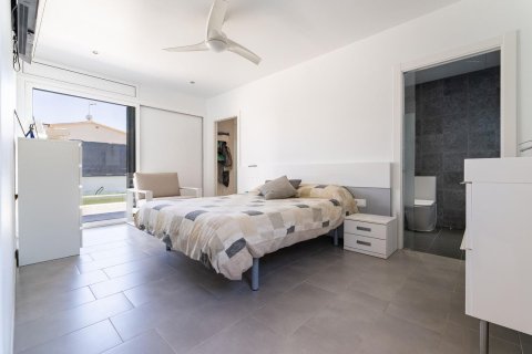 Купить дом в Каталония, Испания с 4 комнаты, 161м², № 7635 - фото 17