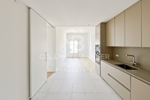 1 bedroom apartment for sale in Barcelona, Catalonia, Spain № 7852