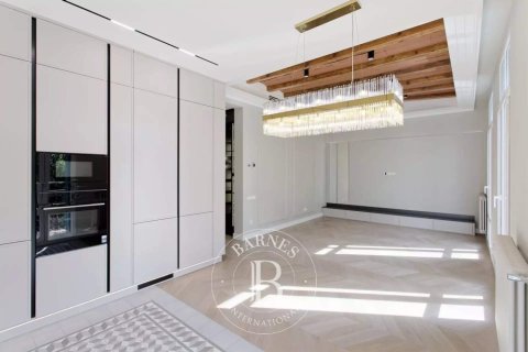 3 bedrooms apartment for sale in Eixample, Barcelona, Catalonia, Spain № 2473 - photo 14