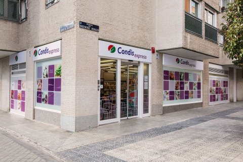 526 m² commercial property à vendre à Gracia, Barcelona, Catalonia, Spain № 1267
