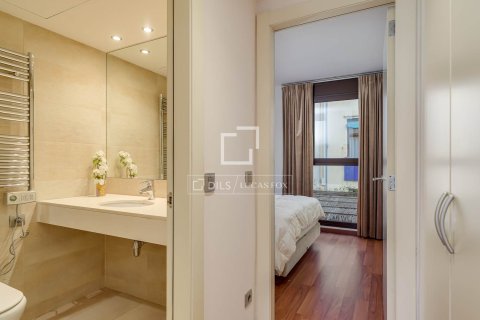 2 bedrooms apartment for sale in Barcelona, Catalonia, Spain № 6501 - photo 7
