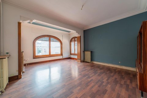 6 bedrooms townhouse for sale in El Masnou, Barcelona, Catalonia, Spain № 1652 - photo 6