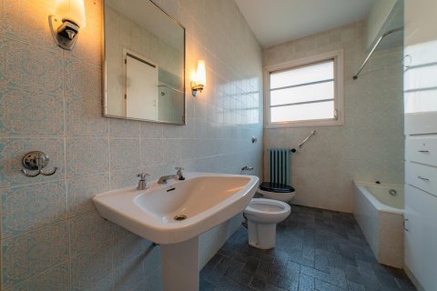 6 bedrooms townhouse for sale in El Masnou, Barcelona, Catalonia, Spain № 1652 - photo 30