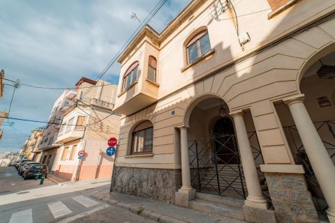 6 bedrooms townhouse for sale in El Masnou, Barcelona, Catalonia, Spain № 1652