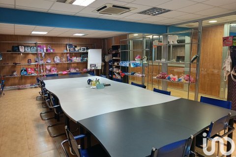684 sq.m. commercial property for sale in Santa Eulalia De Roncana, Barcelona, Catalonia, Spain № 8410