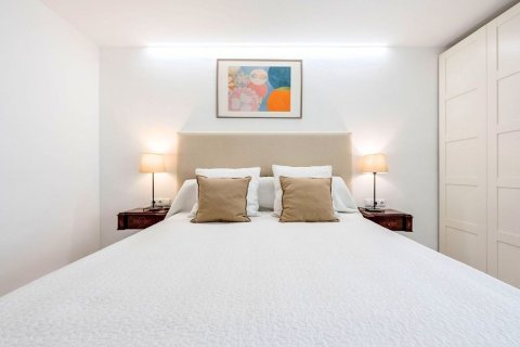 2 bedrooms apartment for sale in Barcelona, Catalonia, Spain № 8446 - photo 17