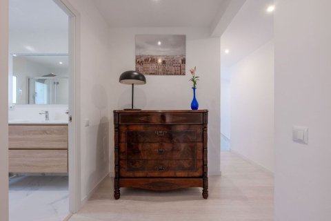 2 bedrooms apartment for sale in Barcelona, Catalonia, Spain № 8446 - photo 20