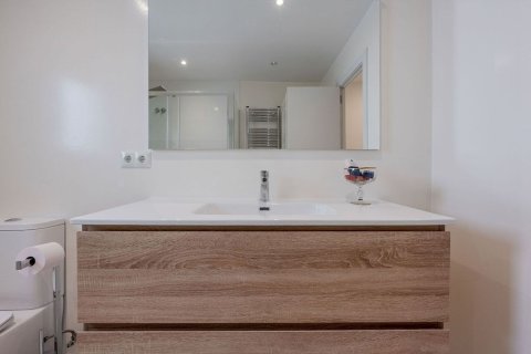 2 bedrooms apartment for sale in Barcelona, Catalonia, Spain № 8446 - photo 5
