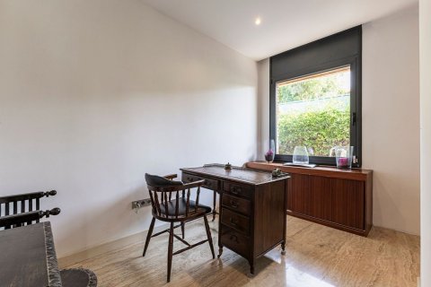 4 bedrooms house for sale in Esplugues de Llobregat, Barcelona, Catalonia, Spain № 8445 - photo 27