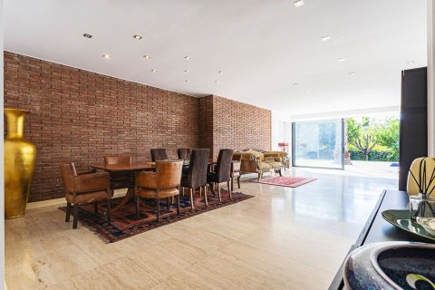 4 bedrooms house for sale in Esplugues de Llobregat, Barcelona, Catalonia, Spain № 8445 - photo 11