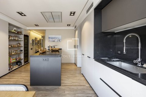 Купить квартиру в Барселона, Испания с 3 спальни, 263м², № 8507 - фото 16