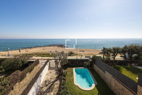 7 bedrooms villa for rent in Caldes d'Estrac, Barcelona, Catalonia, Spain № 8512 - photo 2
