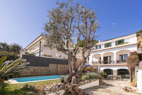 7 bedrooms villa for rent in Caldes d'Estrac, Barcelona, Catalonia, Spain № 8512 - photo 3