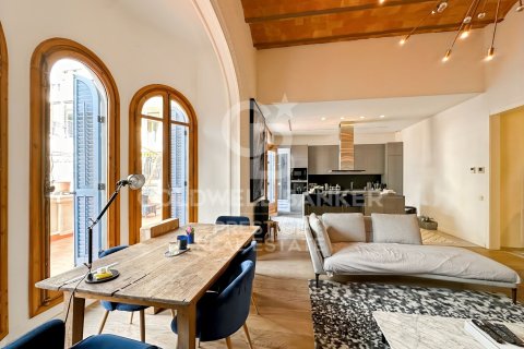 3 bedrooms apartment for sale in Barcelona, Catalonia, Spain № 5489 - photo 2