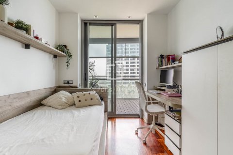 4 bedrooms apartment for sale in Barcelona, Catalonia, Spain № 8601 - photo 15