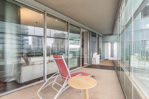 4 bedrooms apartment for sale in Barcelona, Catalonia, Spain № 8601 - photo 5