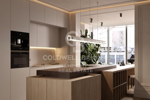 4 bedrooms apartment for sale in Barcelona, Catalonia, Spain № 5688 - photo 8