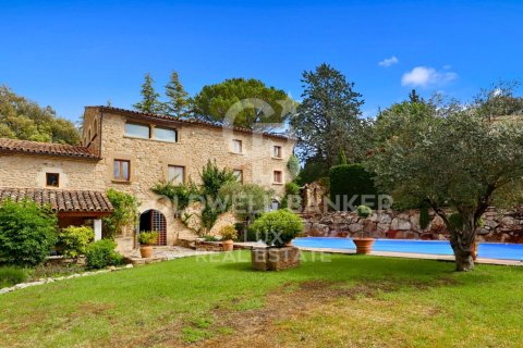 6 bedrooms house for sale in Girona, Catalonia, Spain № 5900 - photo 2