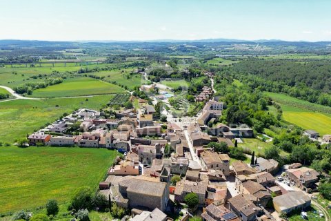 Сasa de 6 dormitorios en venta en Pontos, Gerona, Cataluña, Spain № 5901 - foto 9