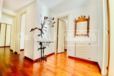 4 bedrooms penthouse for rent in Principado De Andorra (Ninguna Poblacion Tiene C.P.), Lleida, Catalonia, Spain № 7680 - photo 24