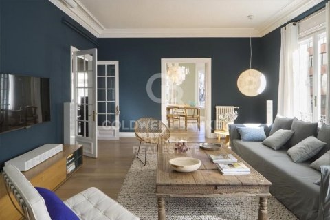 7 bedrooms apartment for rent in Barcelona, Catalonia, Spain № 7682 - photo 23