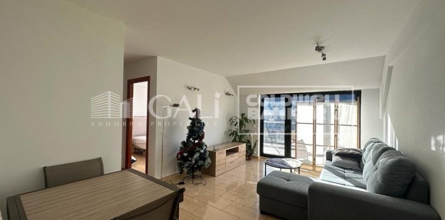 2 bedrooms apartment for rent in Principado De Andorra (Ninguna Poblacion Tiene C.P.), Lleida, Catalonia, Spain № 7683