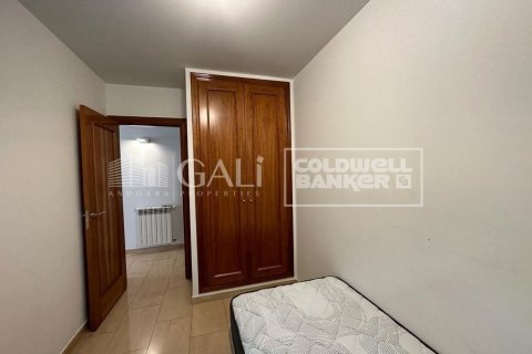 2 bedrooms apartment for rent in Principado De Andorra (Ninguna Poblacion Tiene C.P.), Lleida, Catalonia, Spain № 7683 - photo 7
