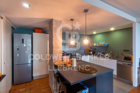 2 bedrooms apartment for sale in Barcelona, Catalonia, Spain № 7677 - photo 17
