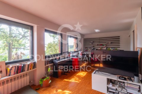 2 bedrooms apartment for sale in Barcelona, Catalonia, Spain № 7677 - photo 26