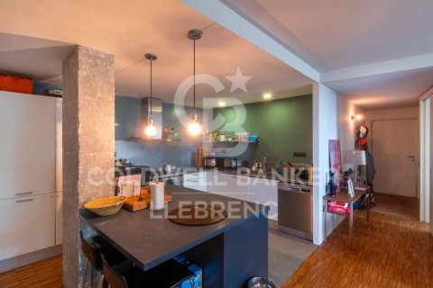 2 bedrooms apartment for sale in Barcelona, Catalonia, Spain № 7677 - photo 16