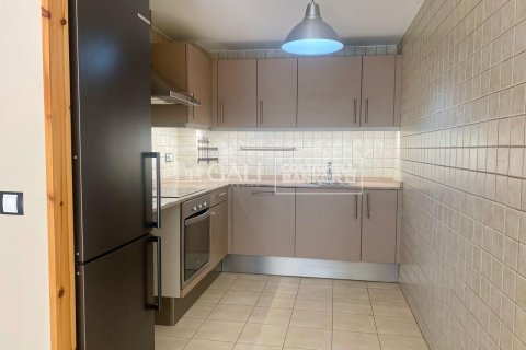 2 bedrooms apartment for rent in Principado De Andorra (Ninguna Poblacion Tiene C.P.), Lleida, Catalonia, Spain № 7679 - photo 16