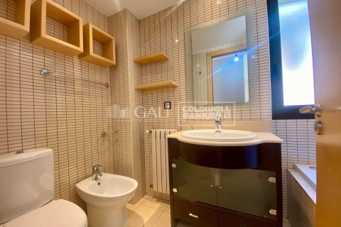 2 bedrooms apartment for rent in Principado De Andorra (Ninguna Poblacion Tiene C.P.), Lleida, Catalonia, Spain № 7679 - photo 10