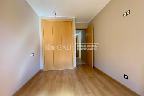 2 bedrooms apartment for rent in Principado De Andorra (Ninguna Poblacion Tiene C.P.), Lleida, Catalonia, Spain № 7679 - photo 13