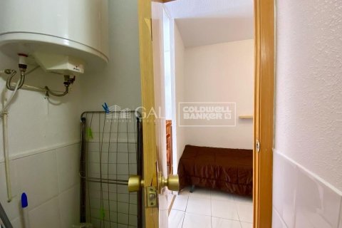52 sq.m. apartment for rent in Principado De Andorra (Ninguna Poblacion Tiene C.P.), Lleida, Catalonia, Spain № 7681 - photo 7