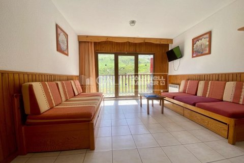 52 sq.m. apartment for rent in Principado De Andorra (Ninguna Poblacion Tiene C.P.), Lleida, Catalonia, Spain № 7681