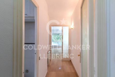 Apartamento de 2 dormitorios en venta en Barcelona, Cataluña, Spain № 7678 - foto 3