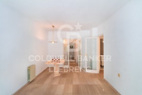 Apartamento de 2 dormitorios en venta en Barcelona, Cataluña, Spain № 7678 - foto 17