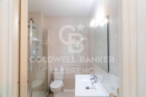 Apartamento de 2 dormitorios en venta en Barcelona, Cataluña, Spain № 7678 - foto 6